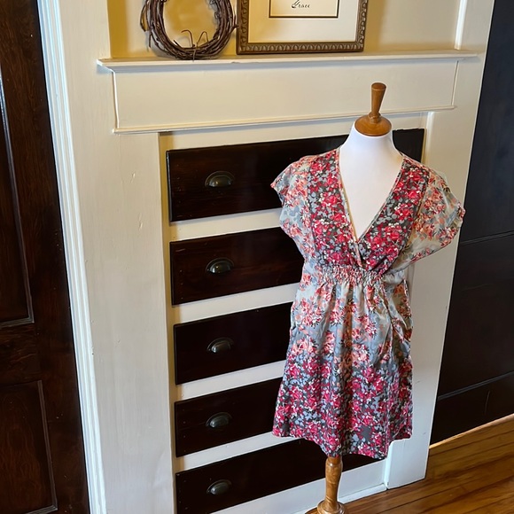 Angie pink floral short sleeve dress - Picture 1 of 5